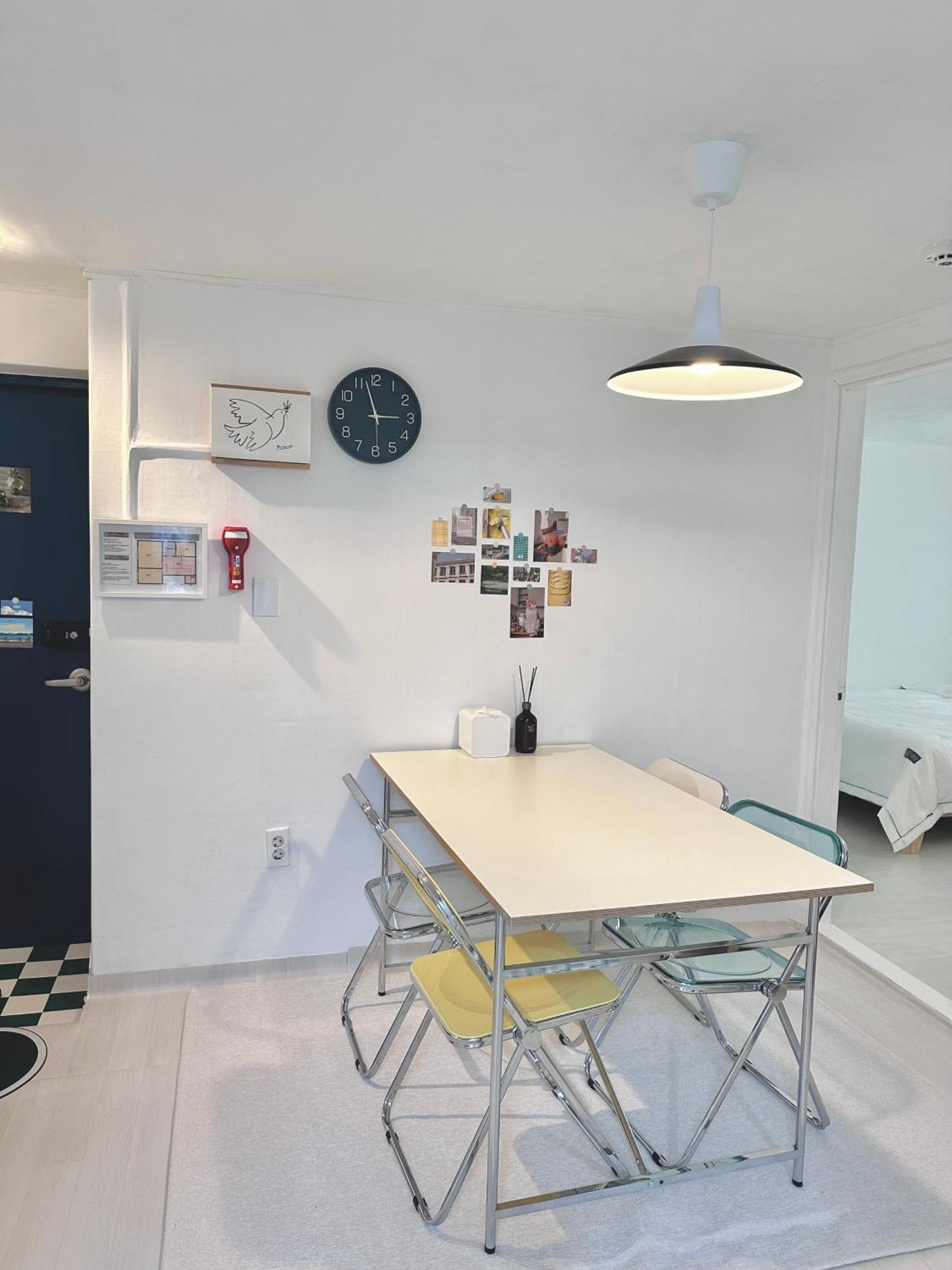 Essential House, Apartment Seoul