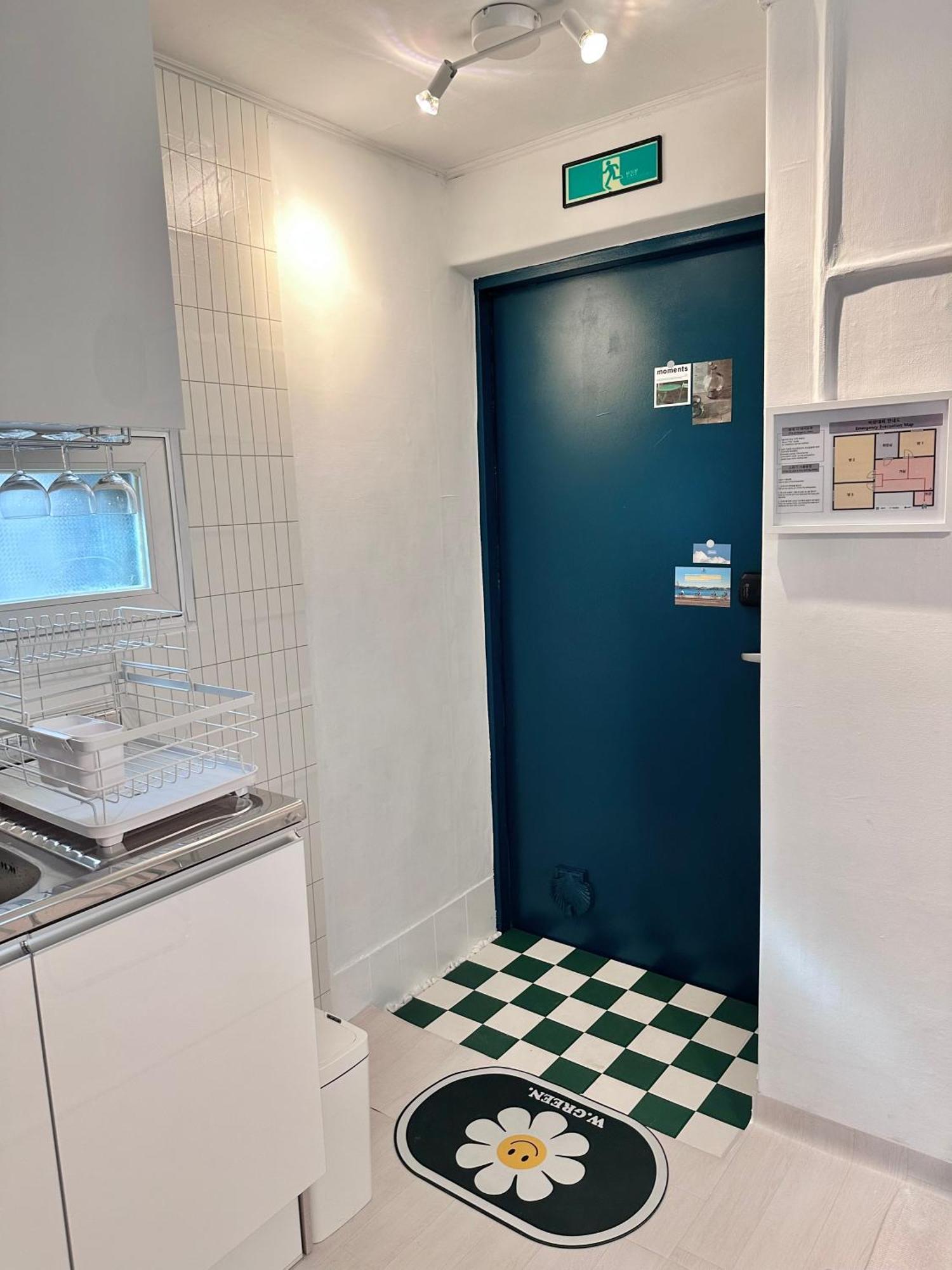 Essential House, Apartment Seoul