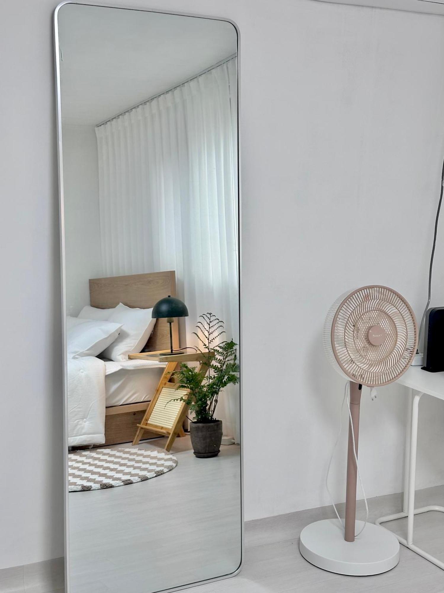 Essential House, Apartment